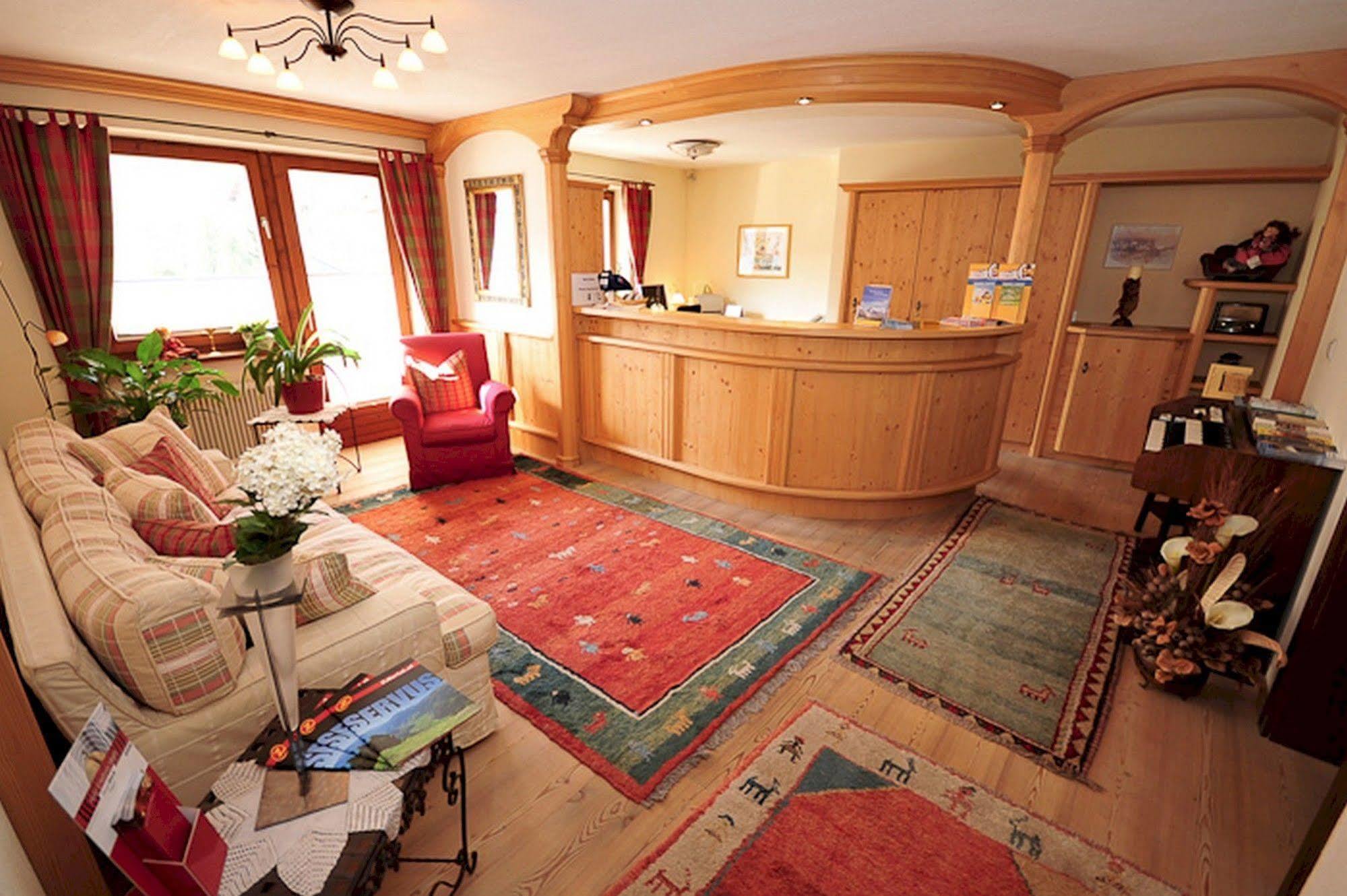 Apart Hotel Garni Strasser Zell am Ziller Exterior photo